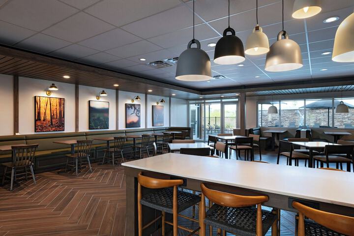 Hotel Interior 5 of 24