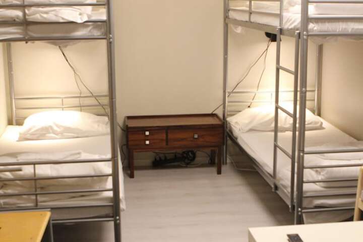 Room 60 of 82