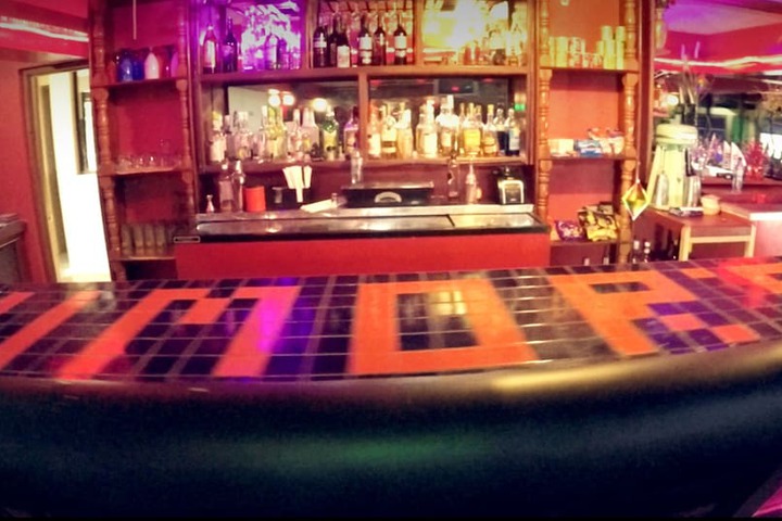 Lounge 216 of 258