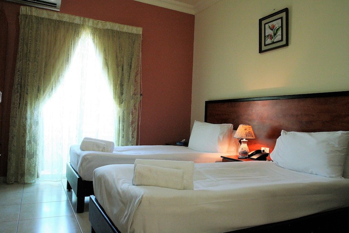 Room 6 of 21