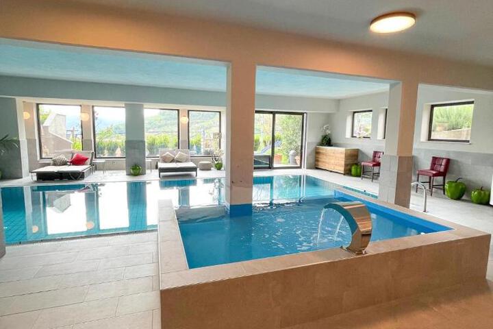 General 1 of 100