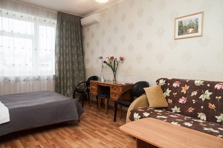 Room 20 of 164
