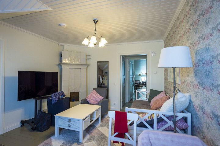 Room 17 of 34