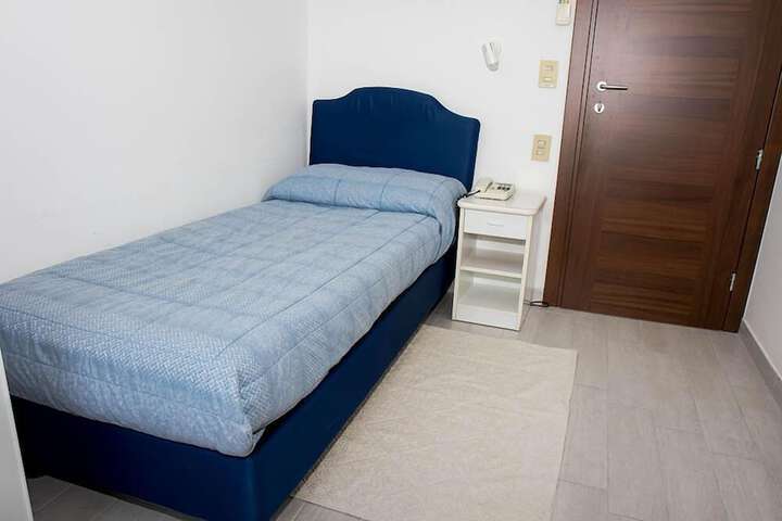 Room 7 of 67