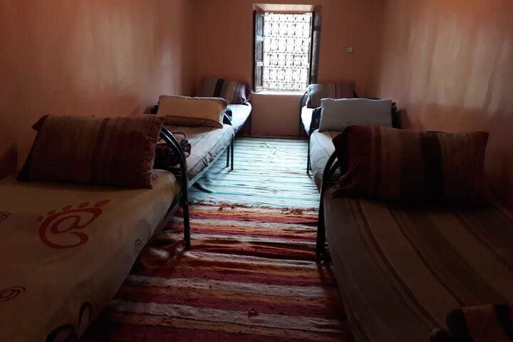 Room 10 of 16