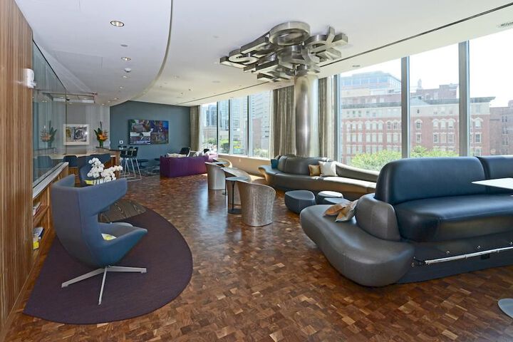 Hotel Interior 16 of 32