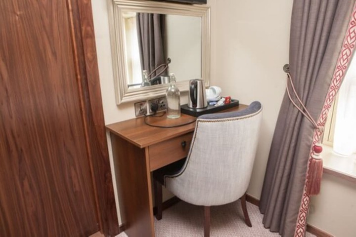 Room 15 of 31