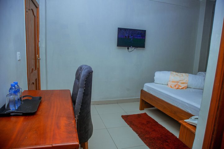 Room 29 of 66