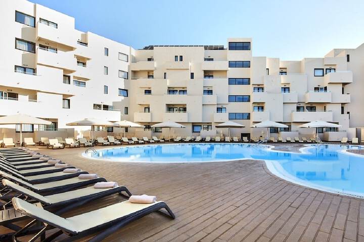 Hotel with Pool
