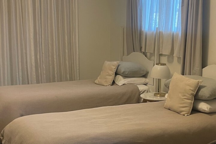 Room 19 of 80