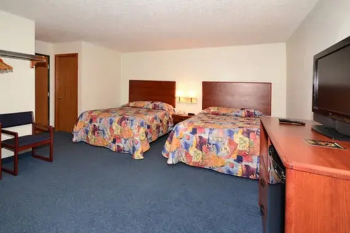 Econo Lodge Inn & Suites Spencer