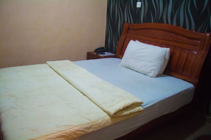 Room 3 of 19