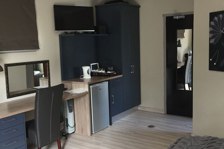 Room 8 of 53