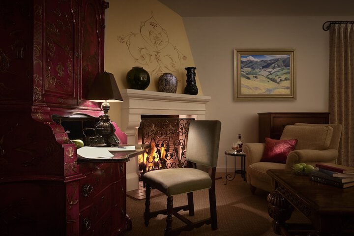 Room 26 of 86