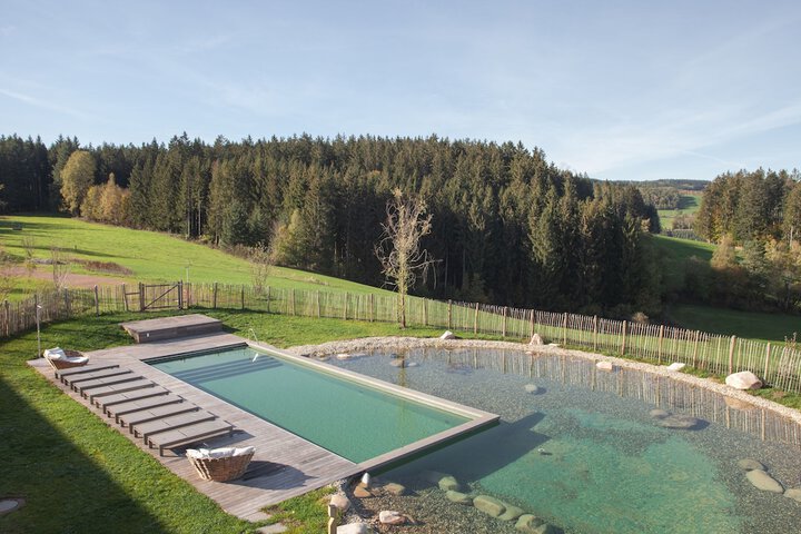 Pool 37 of 74