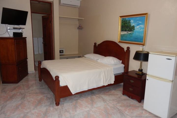 Room 2 of 61