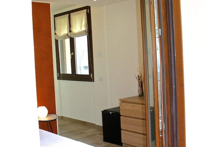 Room 12 of 47