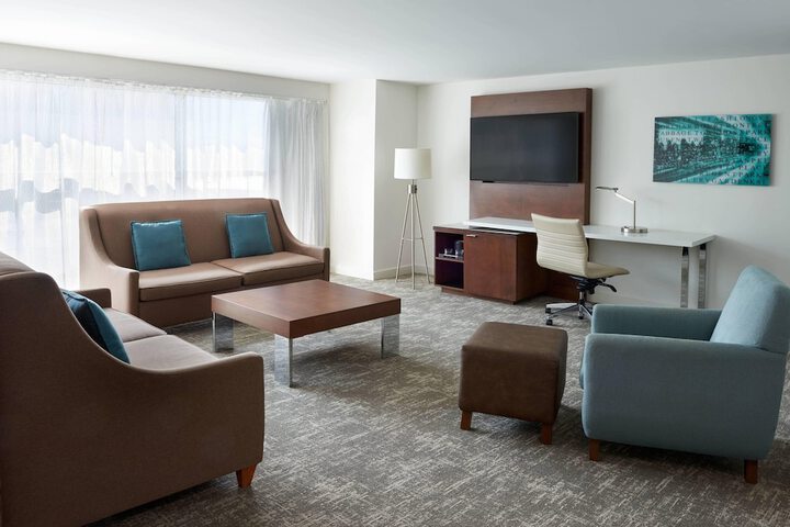 Room 30 of 77