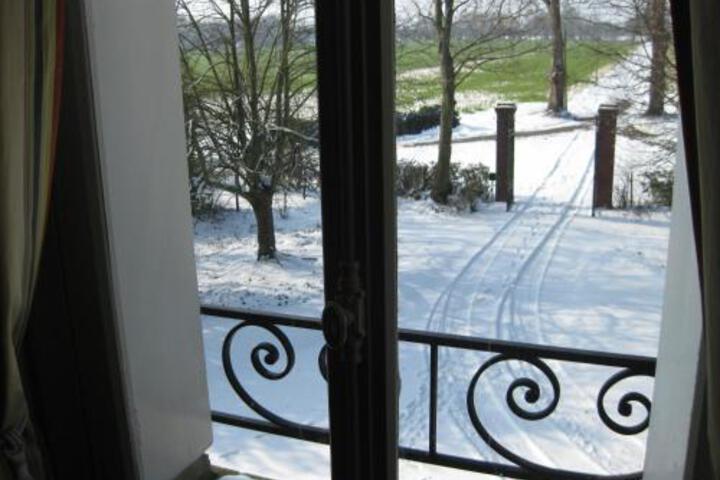 General 3 of 29