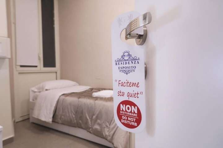Room 15 of 60