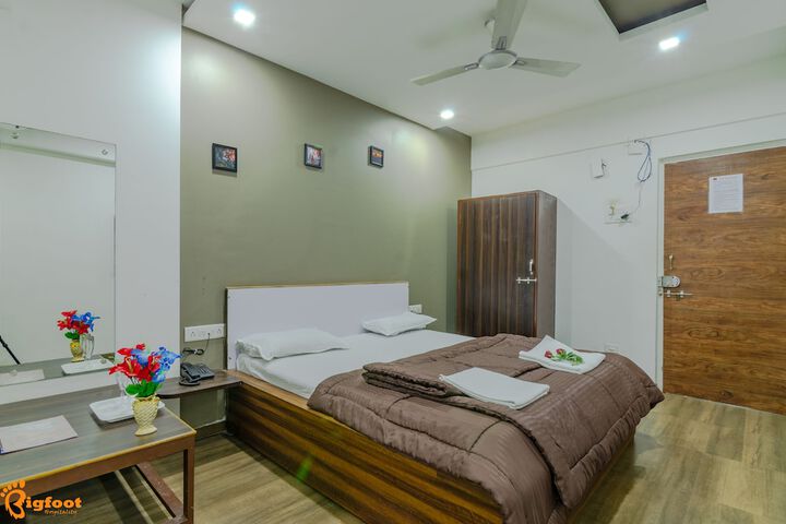 Room 8 of 36