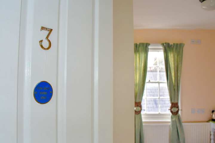 Room 3 of 51