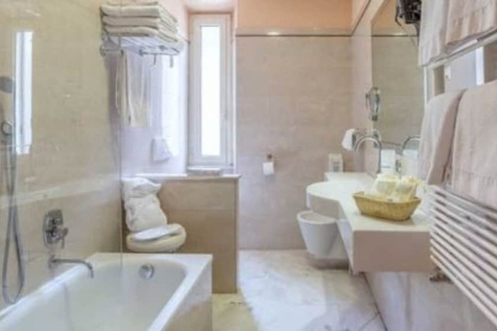 Clean Restrooms