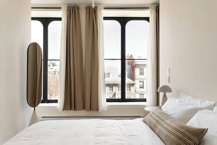 Room 5 of 80