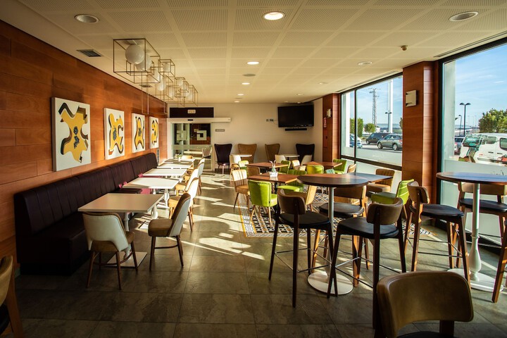 Dining Photos