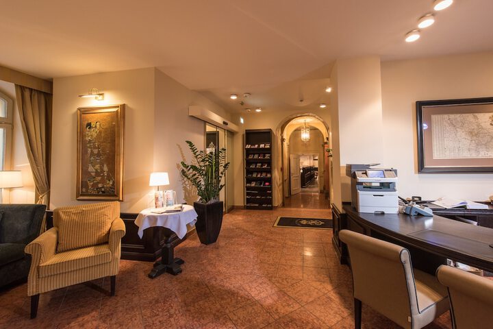 Lobby Photos