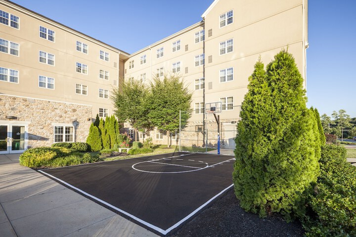 Sport court