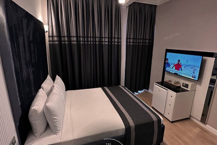 Room 7 of 71