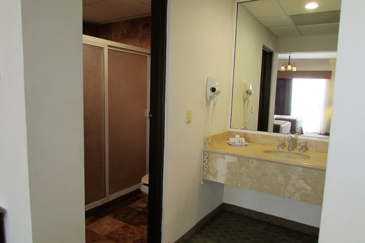 Room 60 of 131