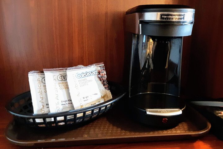 Breakfast/Coffee Service 25 of 38