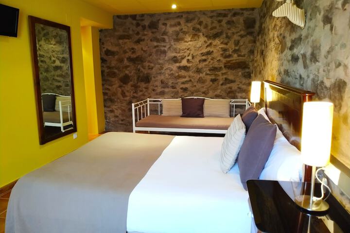 Room 21 of 44