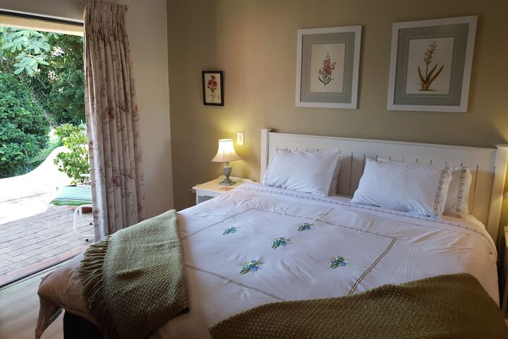 Room 5 of 19