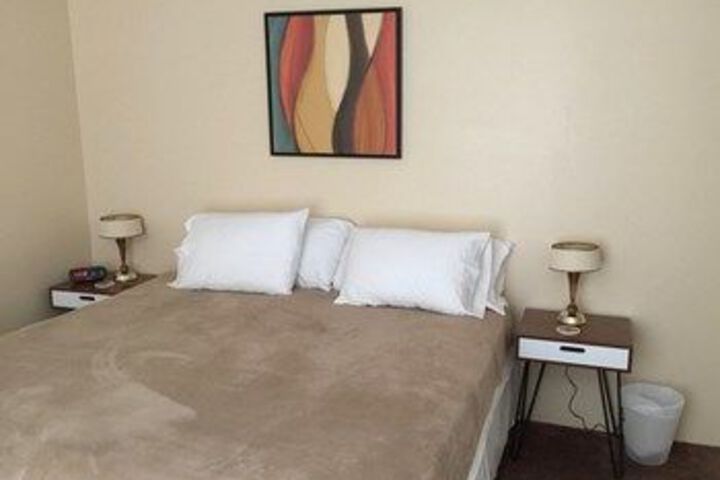Room 10 of 20