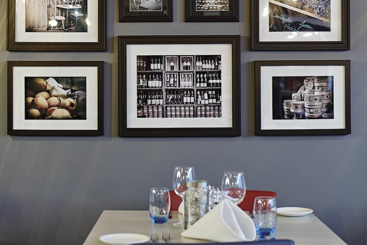 Dining 55 of 83