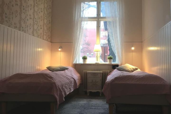 Room 5 of 30