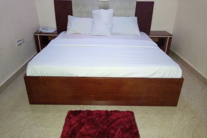 Room 3 of 30
