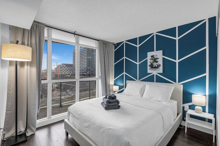Room 8 of 22