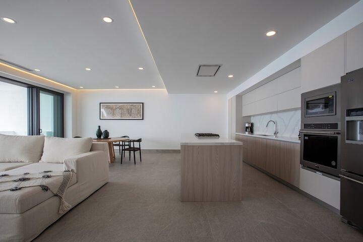 Room 14 of 42
