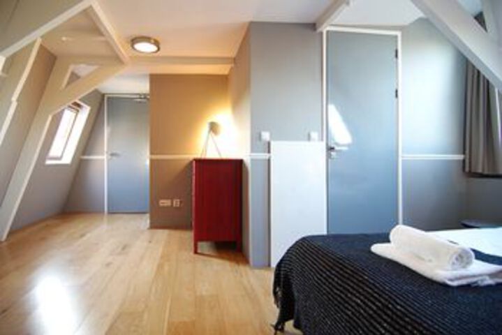 Room 20 of 42