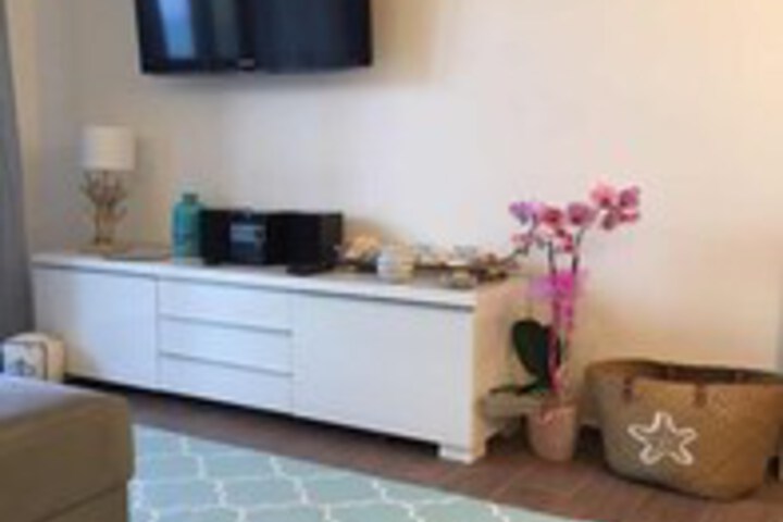 Room 45 of 104
