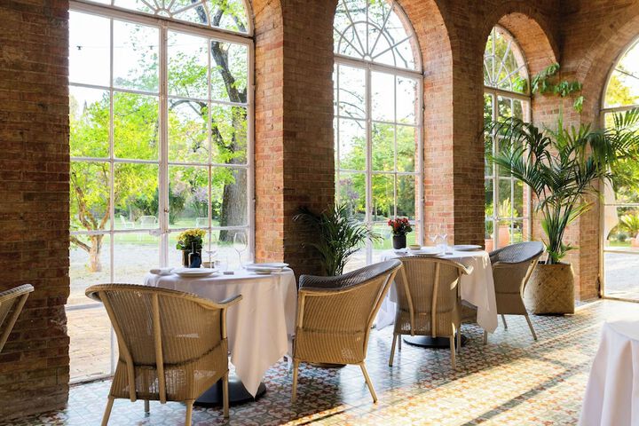 Dining 145 of 202