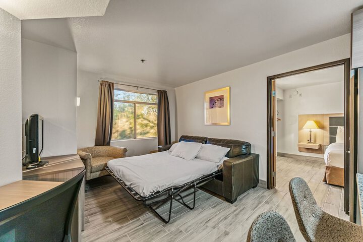 Room 16 of 45
