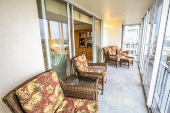 Terrace/Patio 2 of 18