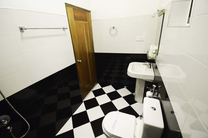 Room 20 of 25