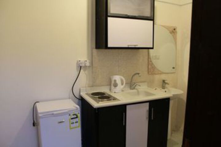 Room 2 of 19