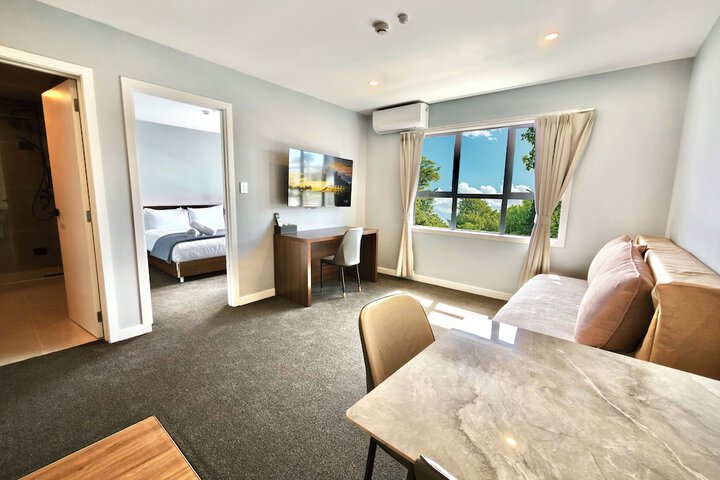 Room 15 of 31